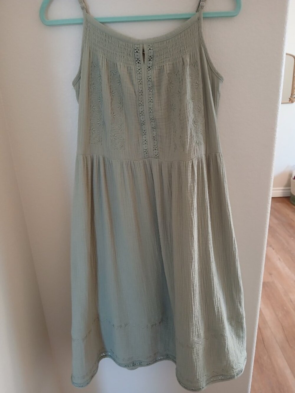 Like New "Eucalyptus" Green Magaschoni 100% Organic Cotton Dress, Medium